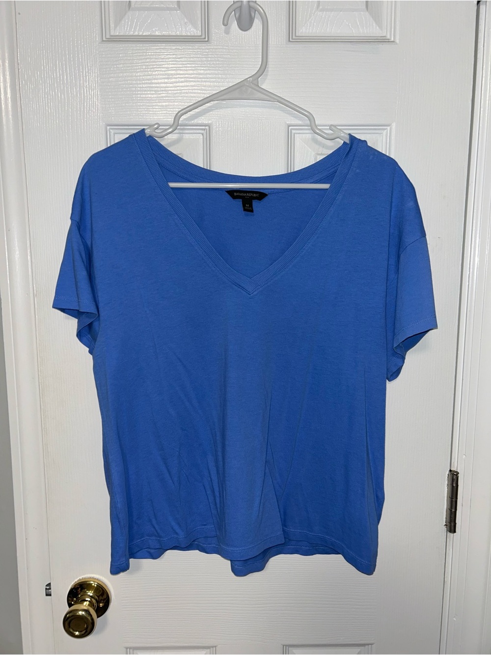 Banana Republic Women’s V-Neck Tee in Royal Blue